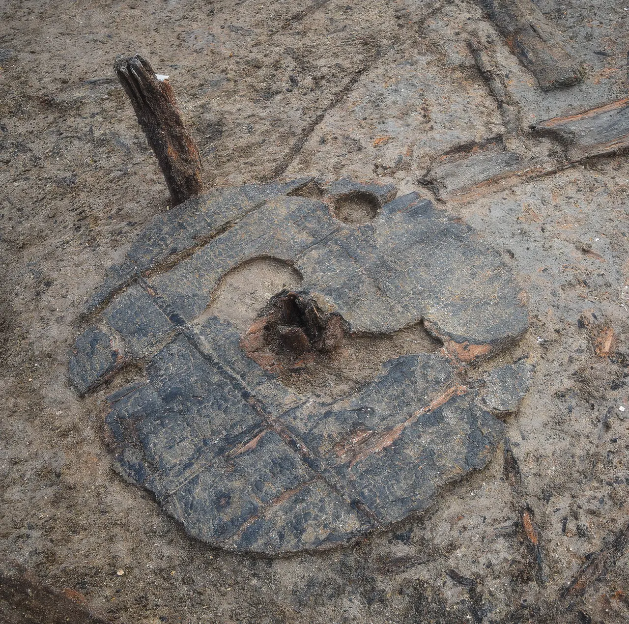 Bronze Age wooden wheel discovered at Must Farm